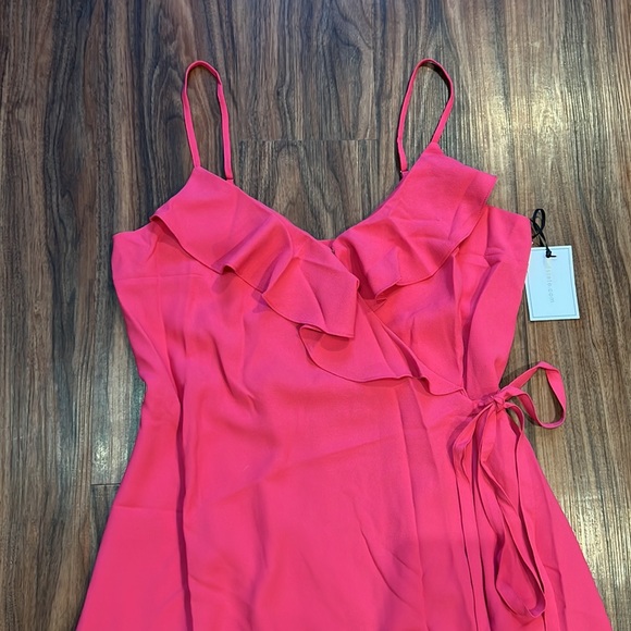 1. State Hyper Tropioc  Wrap Dress - Picture 5 of 9